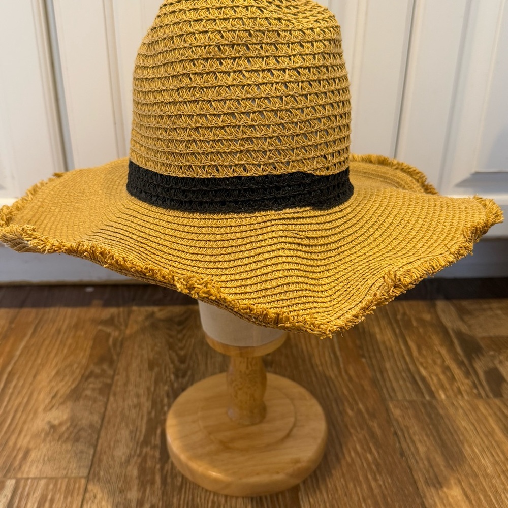 Target tan straw brimmed hat black trim - Picture 8 of 14